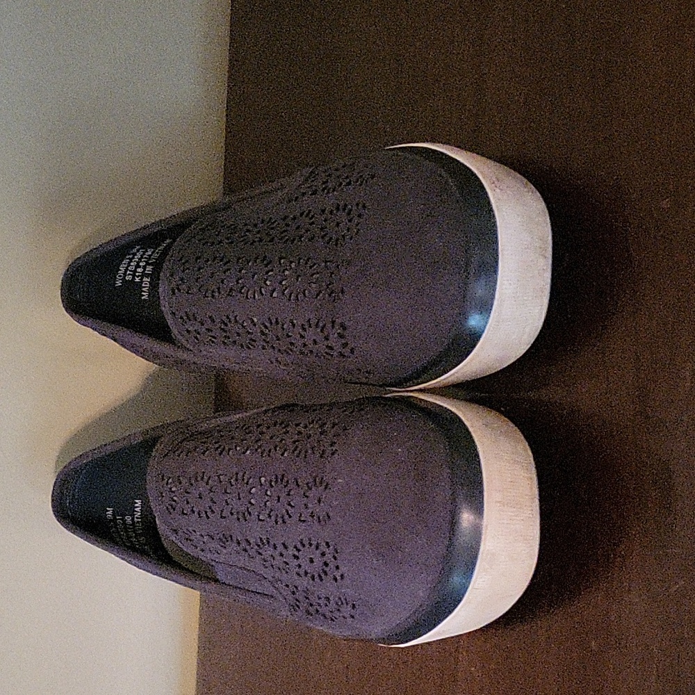 Sperry Slides